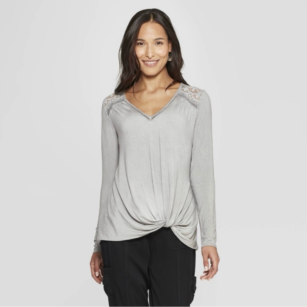 NWT Knox Rose Womens V-Neck Side Knot Top With Lace Trim Gray